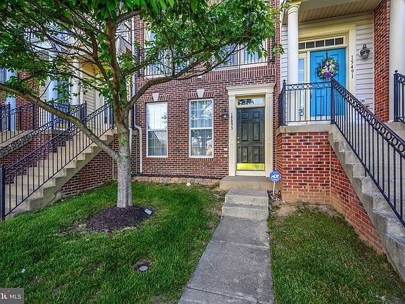 2nd image of 15493 Chopawamsic Ct