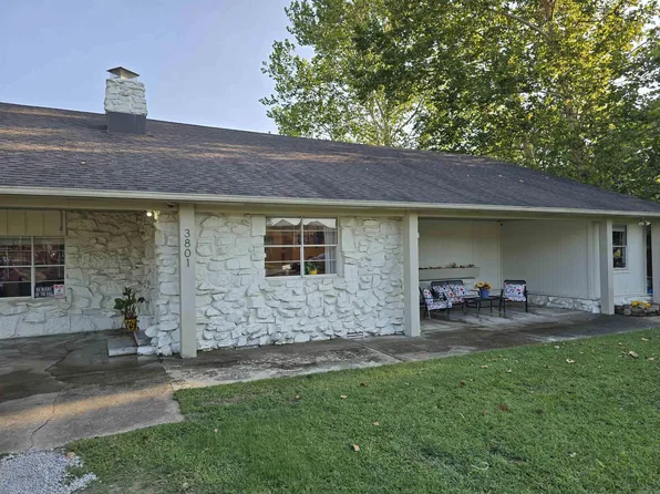 3801 W Tyler St, Conway, AR 72034