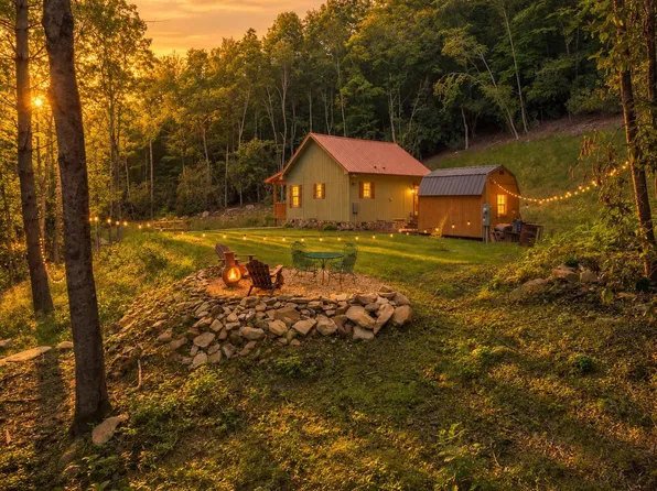 908 Anthony Branch Road, Robbinsville, NC 28771