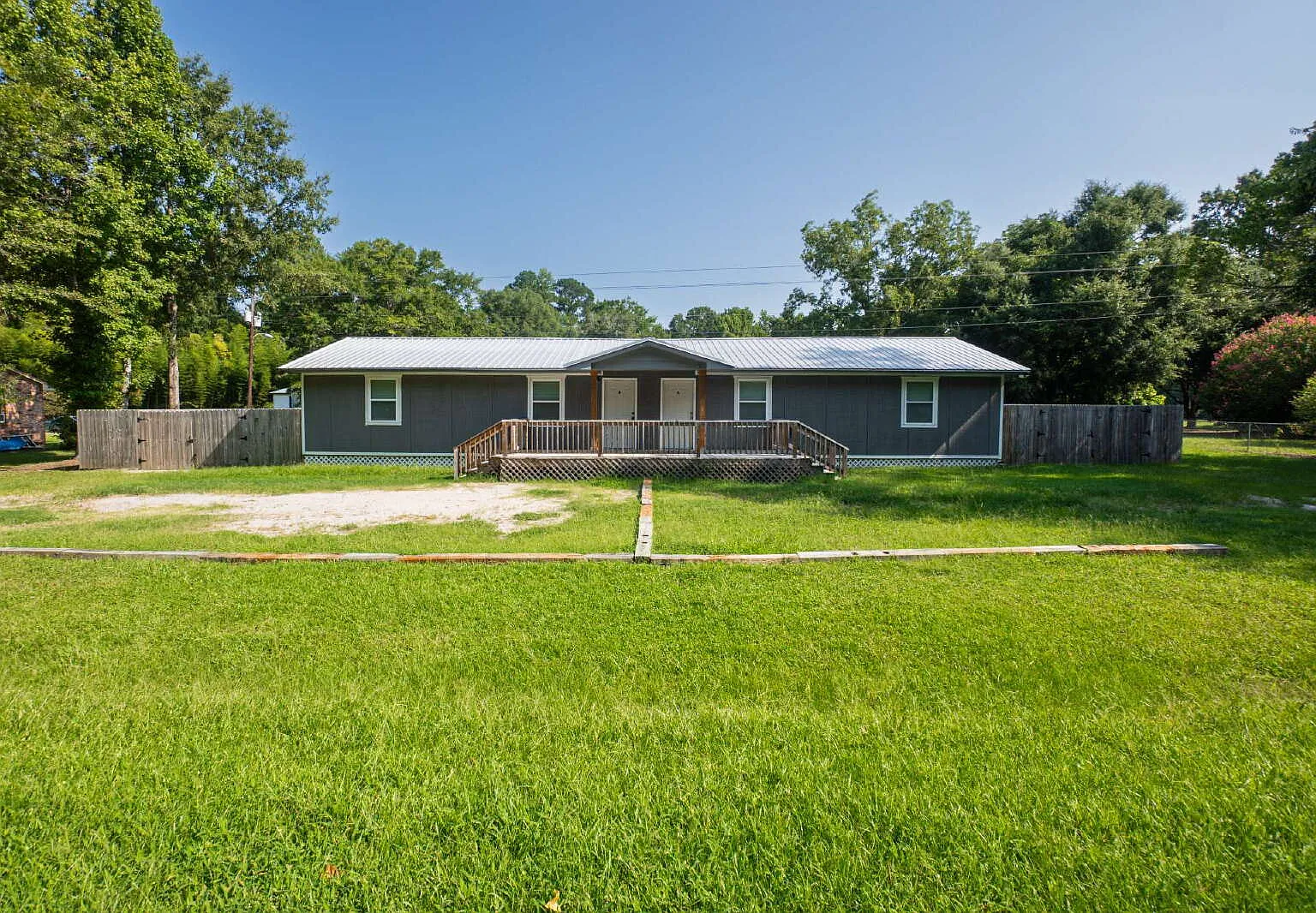 2 bed, 1.0 bath, 950 sqft, $1,200 — Photo 4