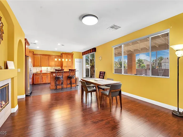9677 Casper Peak Ct — Photo 16