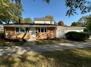 201 N Craig Pl, Lombard, IL 60148