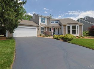 9832 Villageview Ct, Cincinnati, OH 45241