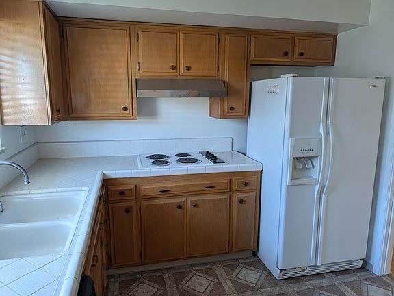2nd image of 3630 Vista Campana S Unit 19