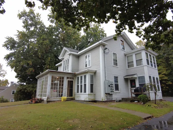 12 E Main St APT 5, Southborough, MA 01772