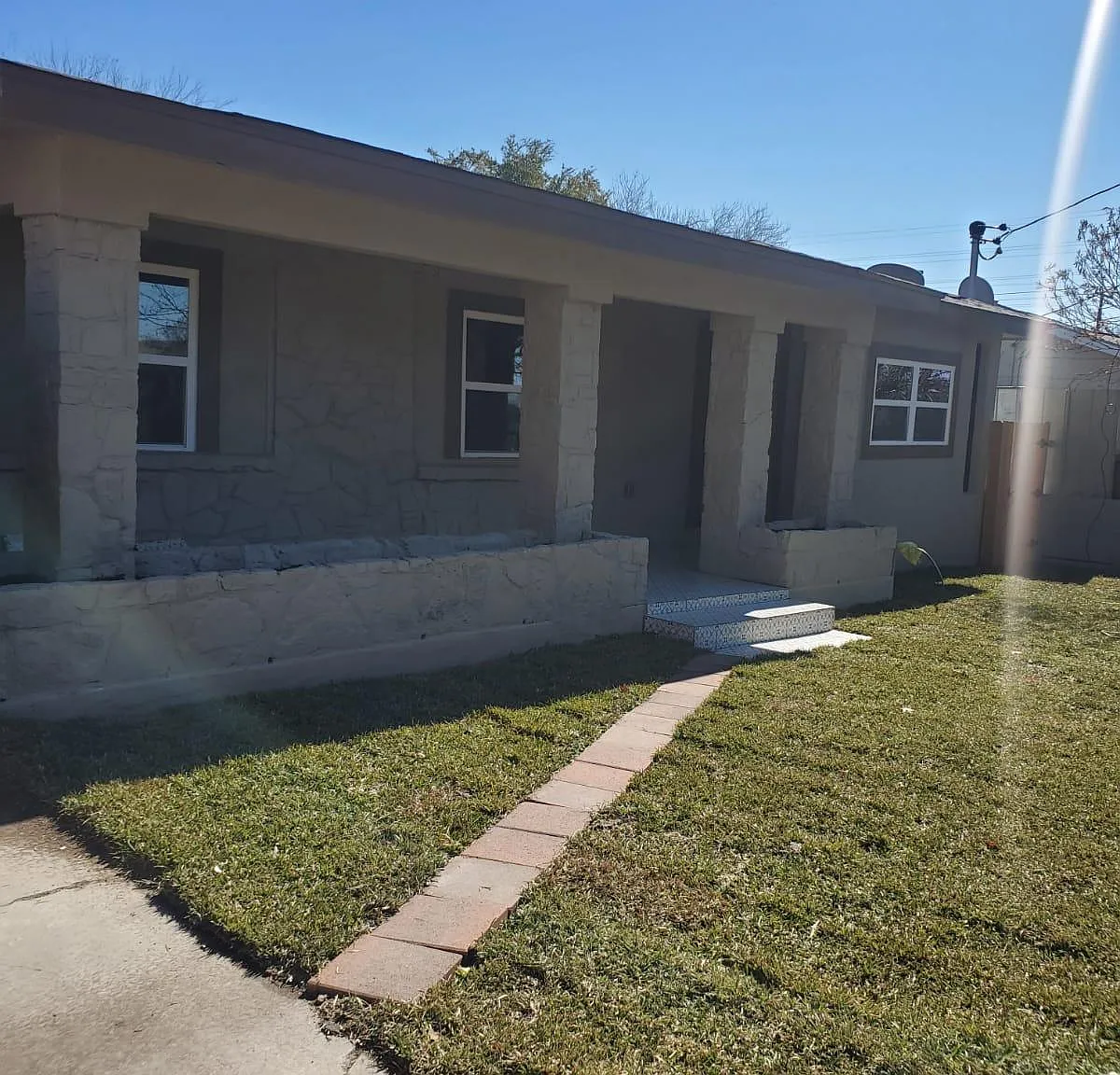 118 Esmeralda Dr — Photo 2