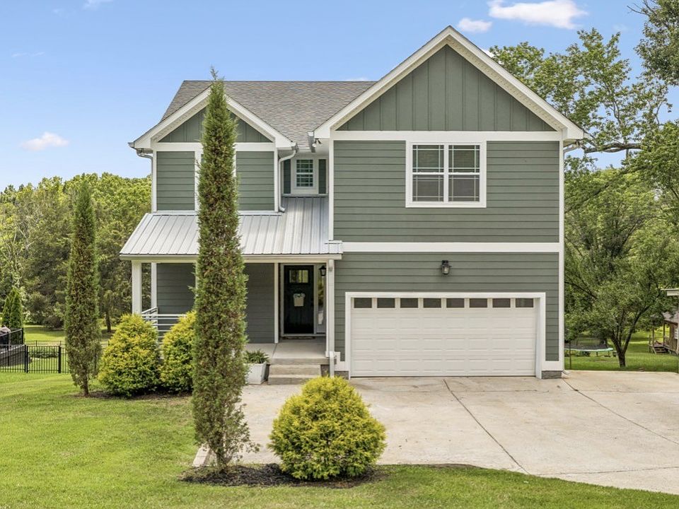 1st image of 326 Twin Cove Dr