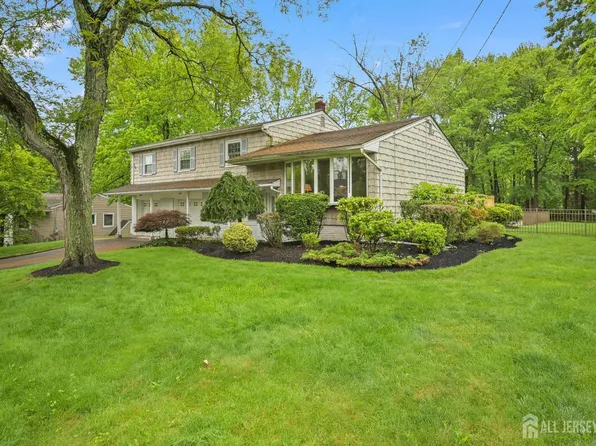 134 Devon Rd, Colonia, NJ 07067