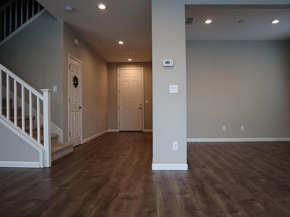 3rd image of 5709 Desert Mallow St