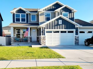 61 W Syracuse Rd, Vineyard, UT 84059