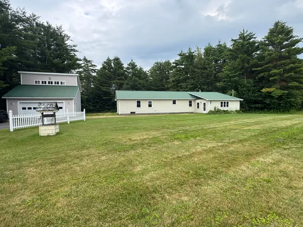 10594 Us Highway 9, Champlain, NY 12919