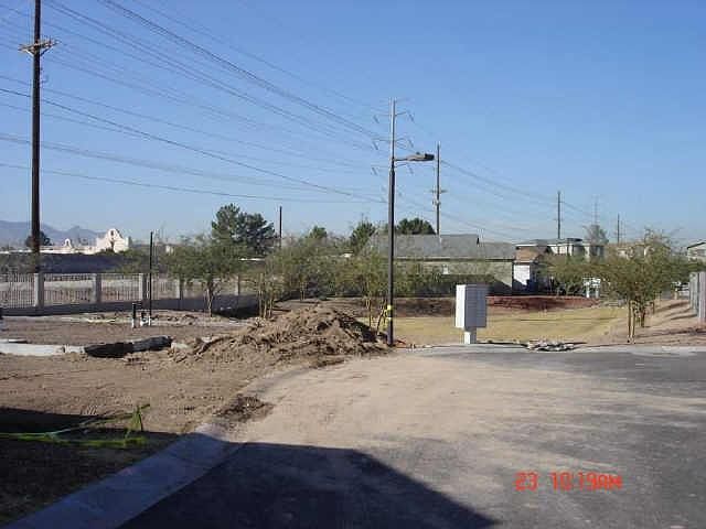 2nd image of 825 W Minton Street
