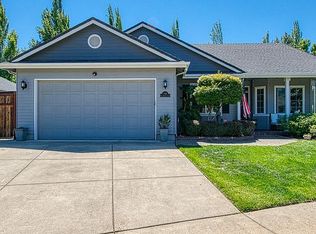 789 Old Orchard Ln, Springfield, OR 97477