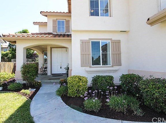2nd image of 1935 Fieldstone Cir