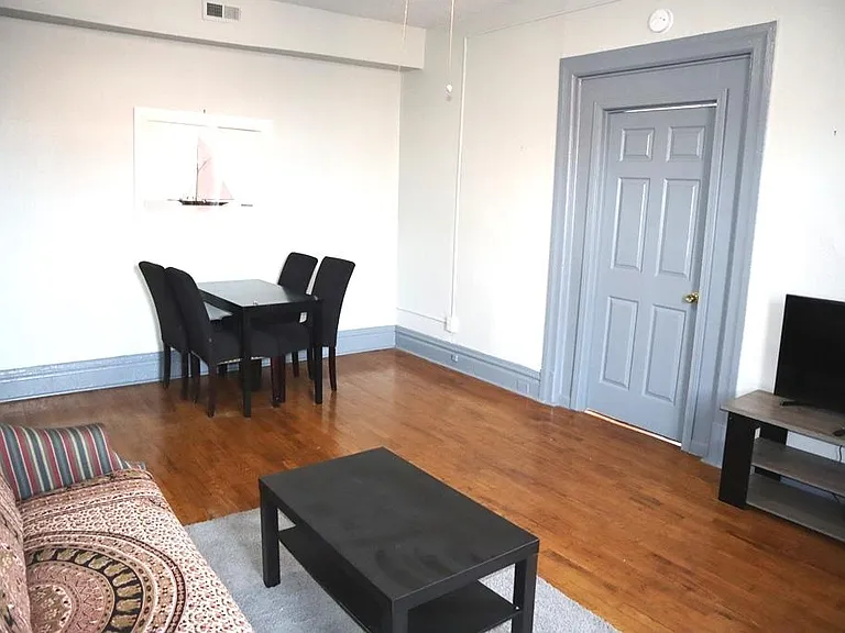 3506 Iowa Ave #1-2 — Photo 8