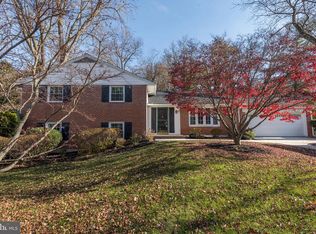 207 Gateswood Rd, Lutherville Timonium, MD 21093