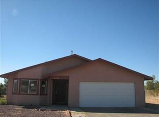 16610 Pauhaska Rd, Apple Valley, CA 92307