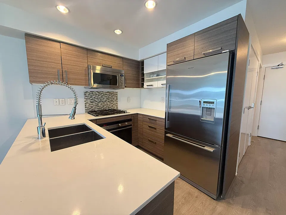 2858 W 4th Ave #312