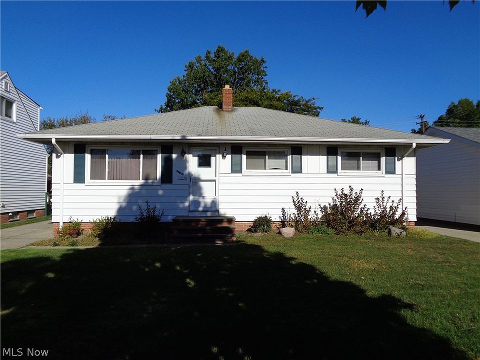 1st image of 26409 Aaron Dr