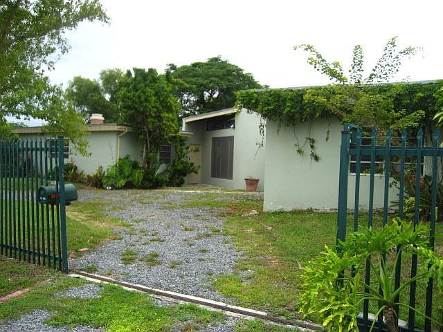2nd image of 10325 SW 112th St