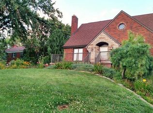 1229 Country Club Rd, Monongahela, PA 15063