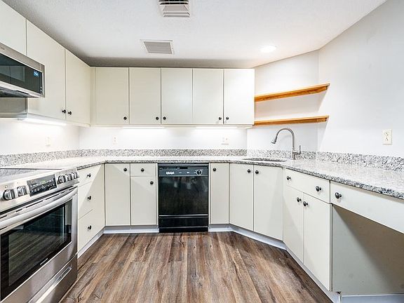 5th image of 4208 Heatherwood Unit 4208