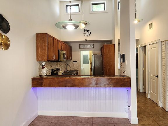 3rd image of 7028 SW 38th Ct #V