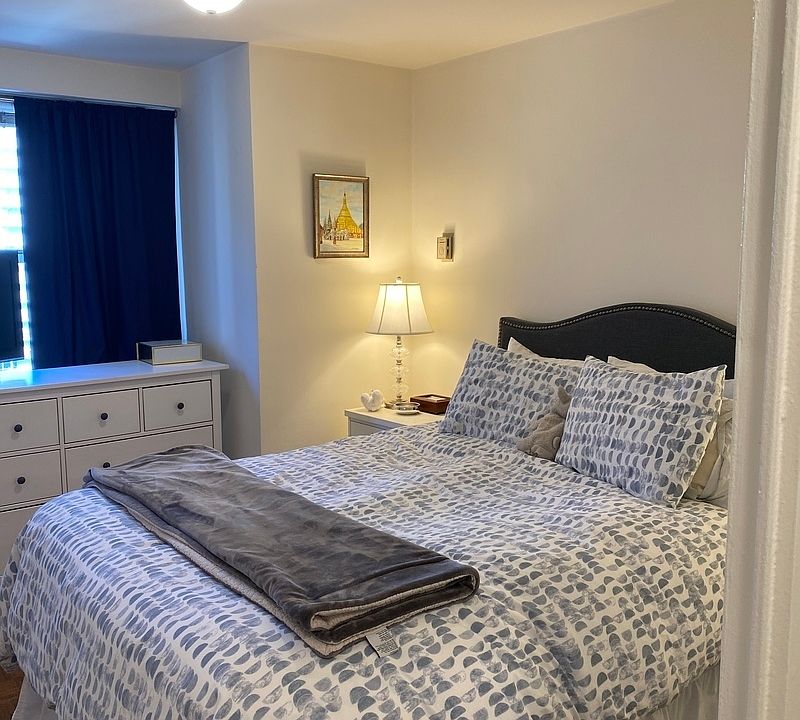 1st image of 155 W 68th St APT 1606