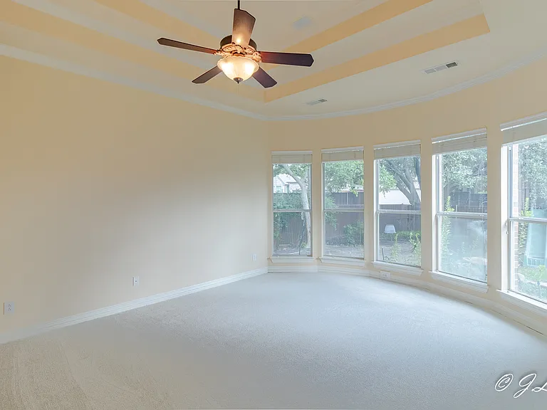 1053 Sir Lancelot Cir — Photo 19