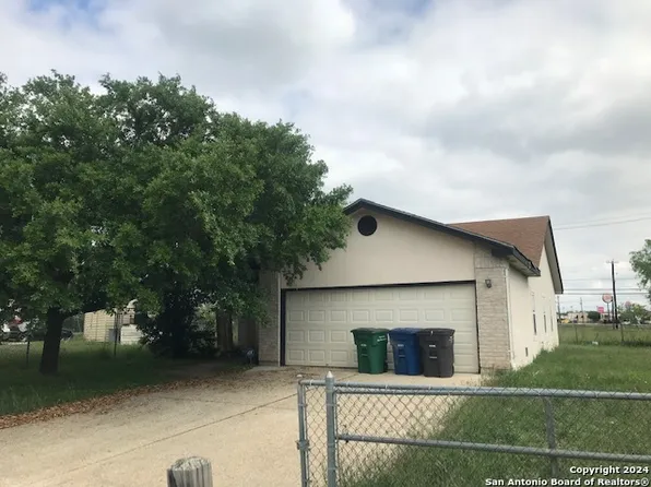 113 MOSS VALLEY DR, San Antonio, TX 78227
