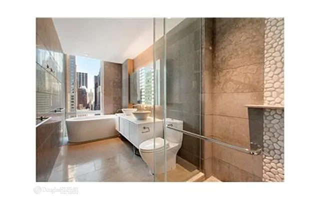 Rented by Douglas Elliman | media 14