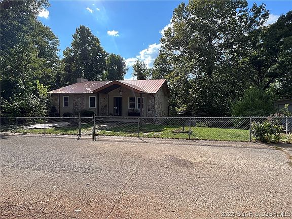 2nd image of 25 Green Acres Ln