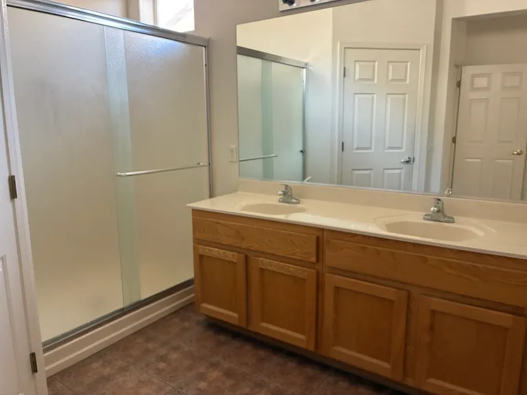 2578 Woodson Ave — Photo 6