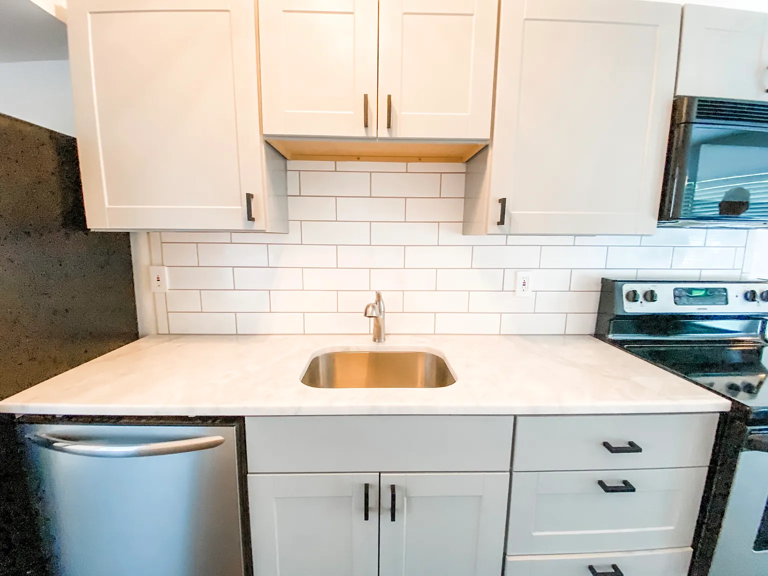 1 bed, 562 sqft, $1,150 — Photo 4