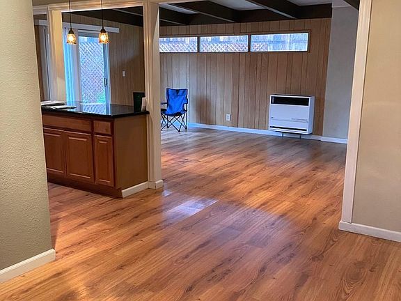 4th image of 398 Tolosa Way