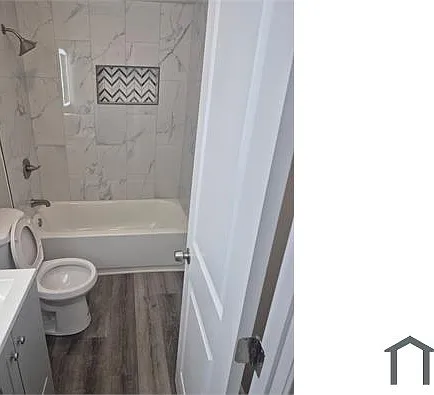 3 bed, $2,400 — Photo 2