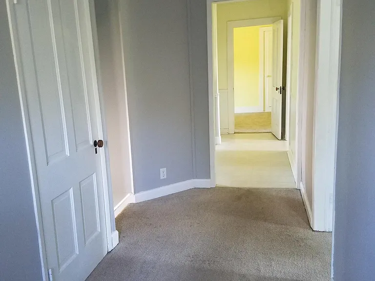 N132W18626 Rockfield Rd — Photo 1