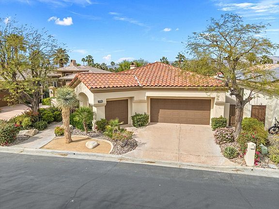4th image of 450 Gold Canyon Dr