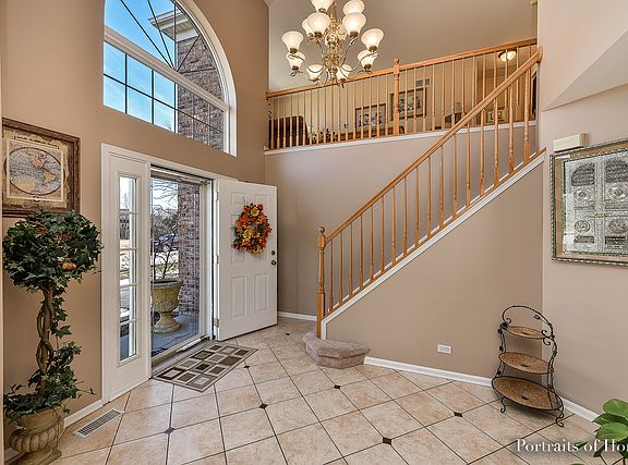 4th image of 2629 Barrington Dr