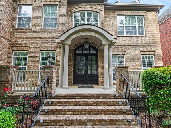 11215 Warfield Ave, Huntersville, NC 28078