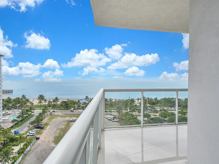 1 N Ocean Blvd #1007 — Photo 40