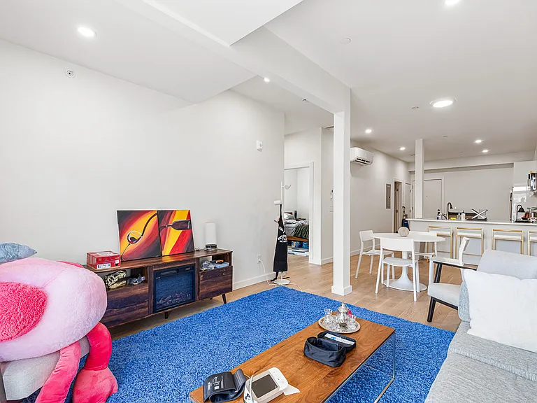 71 Richmond St #4B — Photo 13