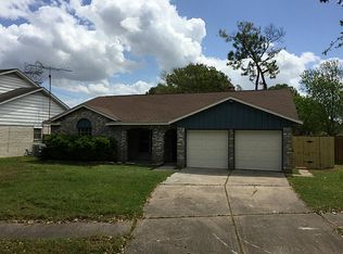 10107 Margate Dr, Houston, TX 77099