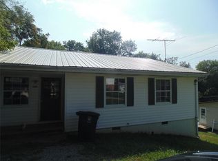 1519 Nova St, Athens, TN 37303