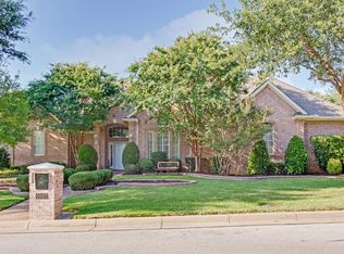 5517 Hunterwood Ln, Arlington, TX 76017