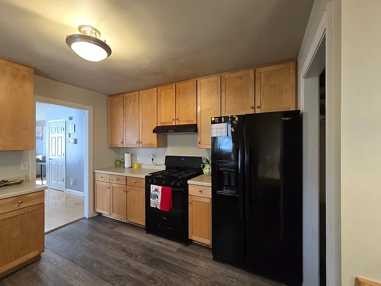 582 State St #1 — Photo 17