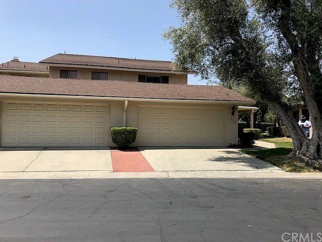 1st image of 4722 Olivewood Ln