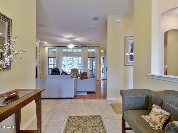 4th image of 3404 Castlebar Cir