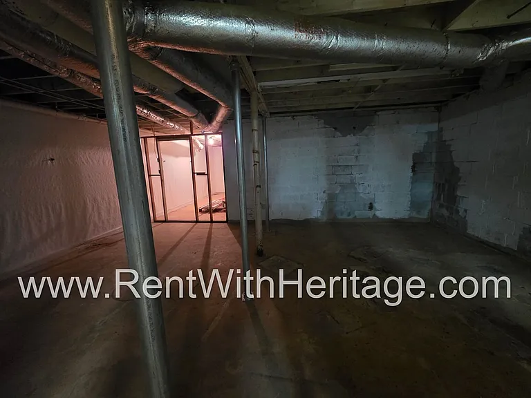 6190 Knights Ln — Photo 68