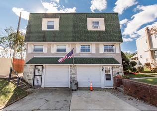 2834 Shelley Rd, Philadelphia, PA 19152